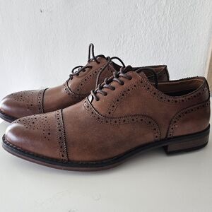 Brand new oxford shoes. Madden with Ortholite